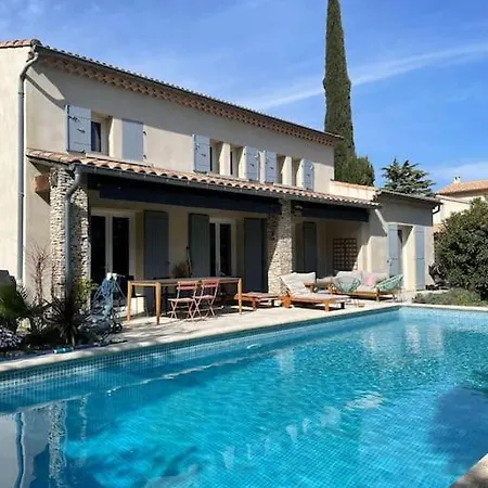 En Provence Avec Piscine Villa *